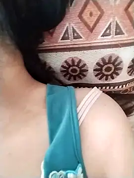 lris-Beauty77 online show from April 2026 07:12:01 AM