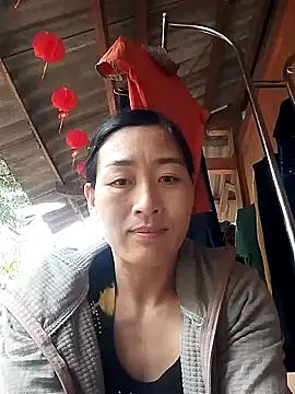 Snapshot of lris-Beauty77 chatting on February 2026 02:35:01 AM lris-Beauty77 online show from February 2026 02:35:01 AM