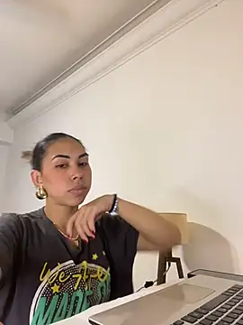 Snapshot of jessens146 chatting on March 2026 03:02:02 AM jessens146 online show from March 2026 03:02:02 AM