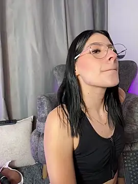 Dasha Be online show from April 2026 10:45:02 PM