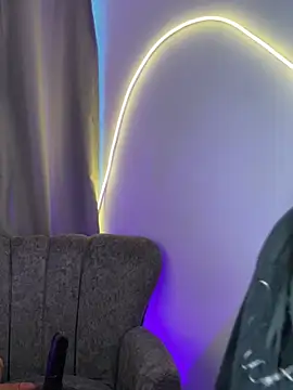 Dasha Be online show from March 2026 09:33:02 PM