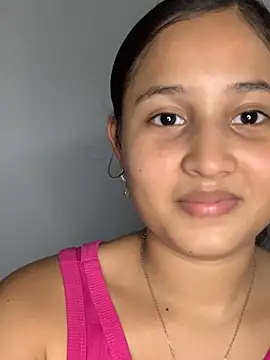 Snapshot of laly_spank chatting on February 2026 09:58:02 PM laly spank online show from February 2026 09:58:02 PM