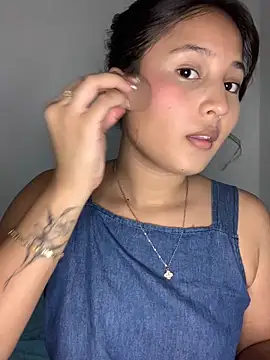 Snapshot of laly_spank chatting on February 2026 11:26:01 PM laly spank online show from February 2026 11:26:01 PM