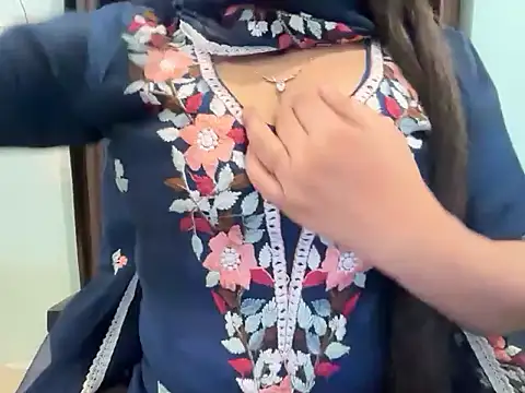 Avneet kaurr1 online show from March 2026 07:21:02 AM