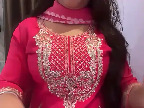 Avneet kaurr1 online show from June 2026 02:17:01 AM