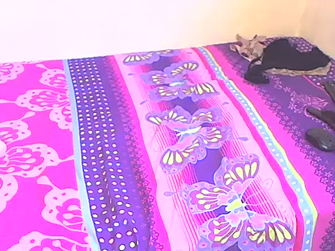 SweetChubbyQueen online show from February 2026 05:07:01 AM