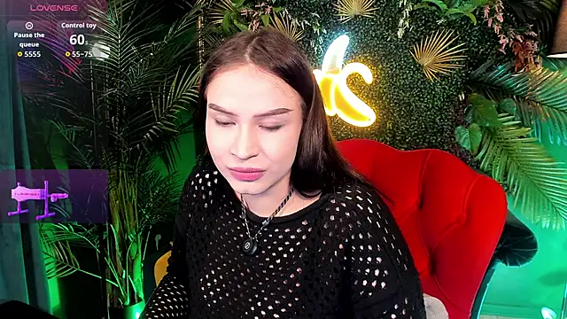 SatiraLux online show from April 2026 06:47:01 PM