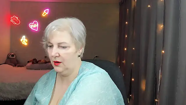 Mary-Leee online show from April 2026 06:49:02 AM