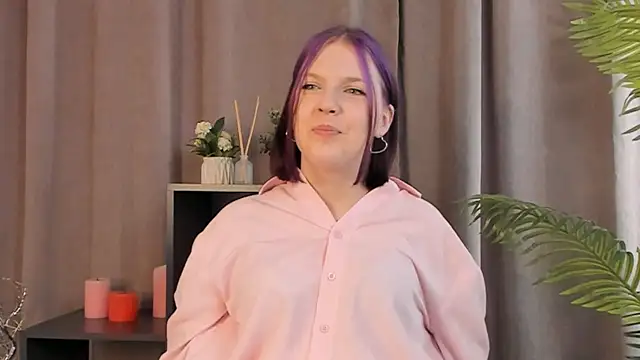 Snapshot of OllieLirette chatting on February 2026 09:31:01 AM OllieLirette online show from February 2026 09:31:01 AM