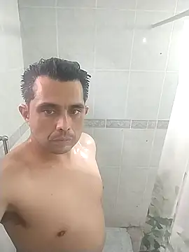 manuel4200 online show from April 2026 05:03:01 PM