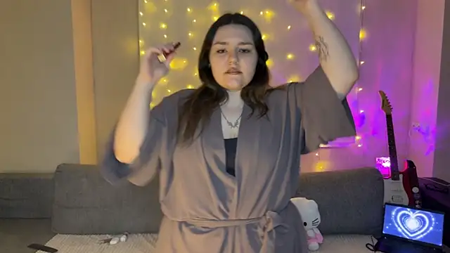 RiotKitten1 online show from March 2026 12:33:02 AM