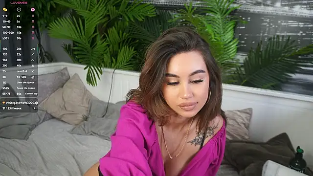 JulyMilky online show from March 2026 03:46:02 PM