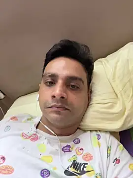 online4u08 online show from March 2026 06:41:01 PM