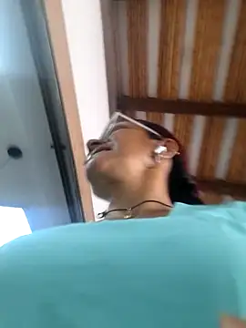 Lorenaluna online show from March 2026 02:52:01 PM