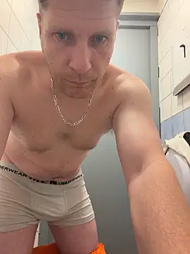 Minmoi1984 online show from April 2026 08:33:01 PM