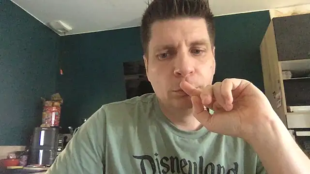 Minmoi1984 online show from March 2026 12:34:01 PM