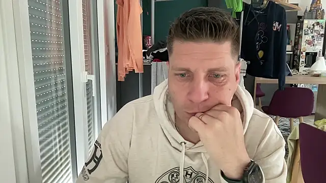 Minmoi1984 online show from April 2026 09:02:02 AM