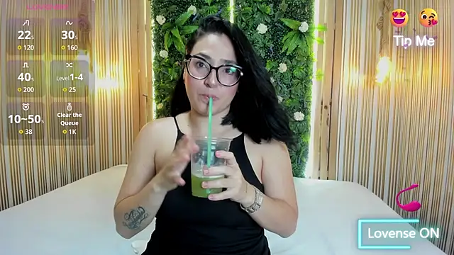 Snapshot of DALIILA_ chatting on February 2026 08:08:02 PM DALIILA online show from February 2026 08:08:02 PM