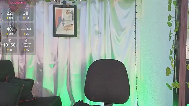 LeanaMaturee online show from March 2026 12:06:02 PM