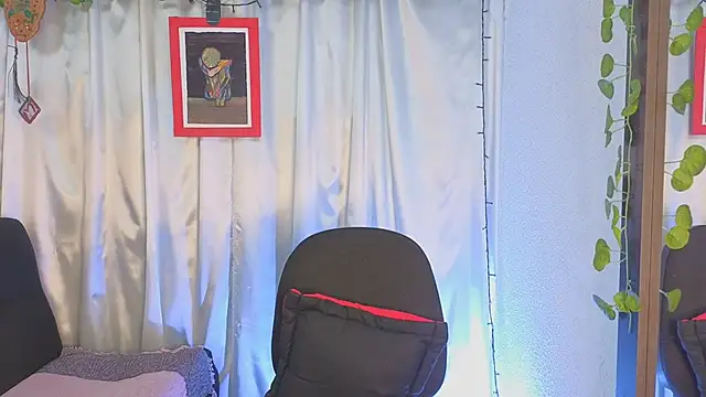 LeanaMaturee online show from April 2026 12:31:02 PM