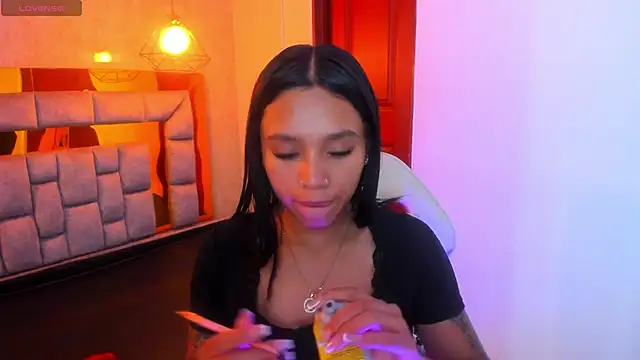 miiaboss  online show from April 2026 11:33:01 AM