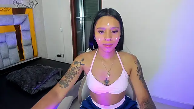 miiaboss  online show from April 2026 11:14:02 AM