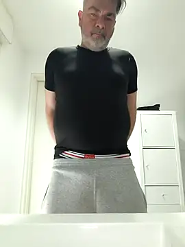 eruzam59000 online show from April 2026 07:48:02 AM