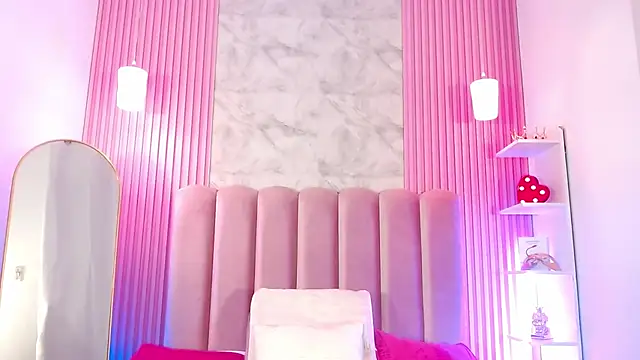ArianaRougee online show from May 2026 11:06:01 AM