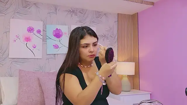 EmmaLeens online show from March 2026 11:47:01 AM