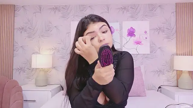 EmmaLeens online show from March 2026 11:58:02 AM