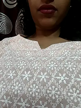 Sakshiverma online show from April 2026 05:22:02 AM