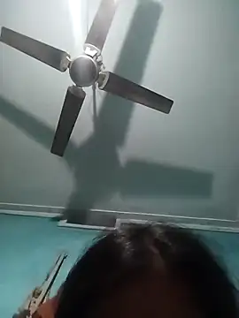 Sakshiverma online show from March 2026 10:33:02 PM