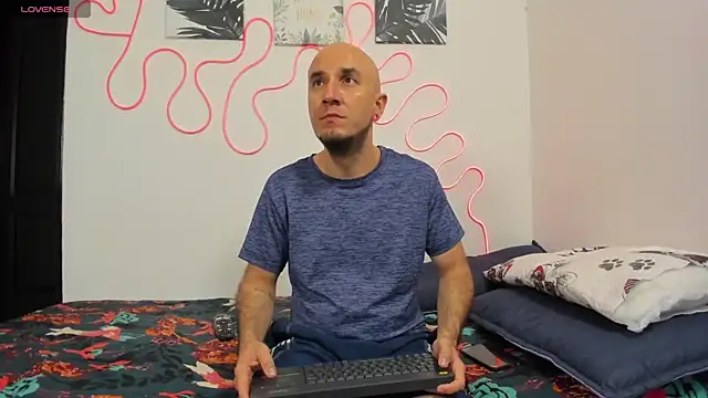 Cintya n Roger online show from April 2026 12:17:01 PM