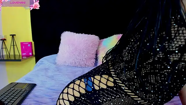 AndreaSilva  online show from April 2026 04:04:02 PM