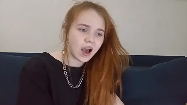 DizzyRina online show from April 2026 03:29:01 PM