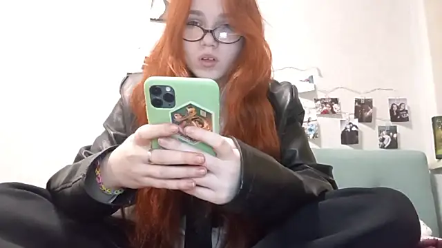 DizzyRina online show from February 2026 03:24:01 PM