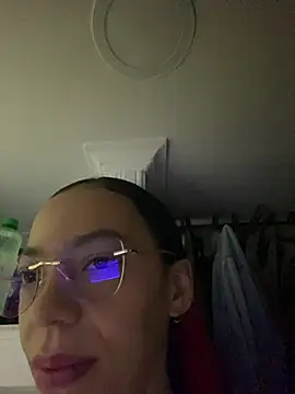 Maluxx333 online show from July 2026 10:43:01 PM