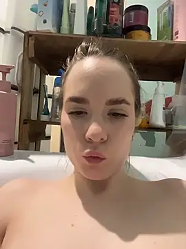 DivaAurum online show from March 2026 08:21:02 PM