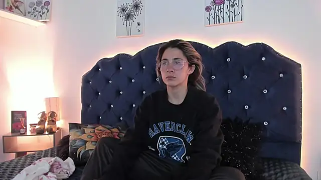 SaraRoadess online show from February 2026 09:36:01 PM