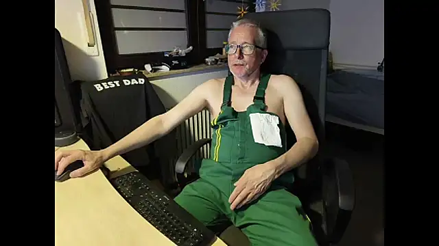 loenne1 online show from May 2026 08:58:01 PM