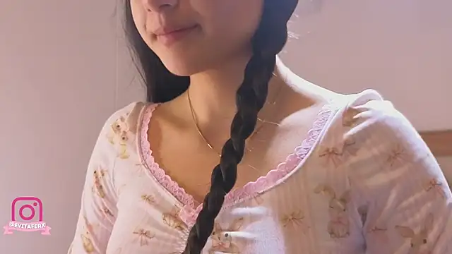 eva depp  online show from March 2026 10:04:02 AM