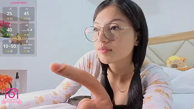 eva depp  online show from March 2026 10:19:02 AM