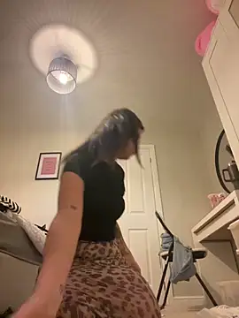 Alicemaexx online show from April 2026 08:11:02 PM