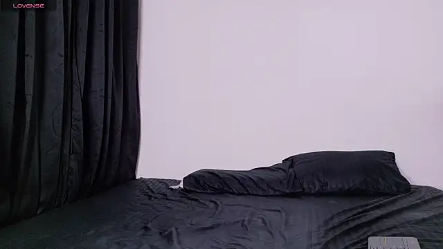 AliceConnors online show from April 2026 02:18:01 AM