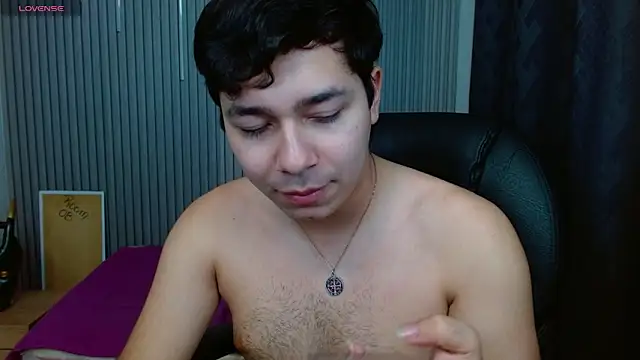 Julian Smith21 online show from April 2026 11:53:01 PM