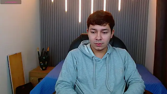 Julian Smith21 online show from March 2026 12:59:01 PM