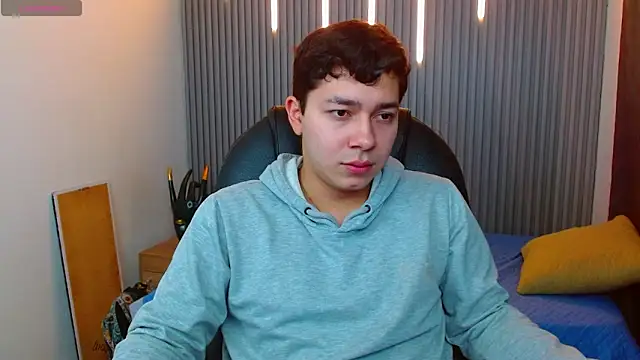 Julian Smith21 online show from March 2026 01:01:01 PM