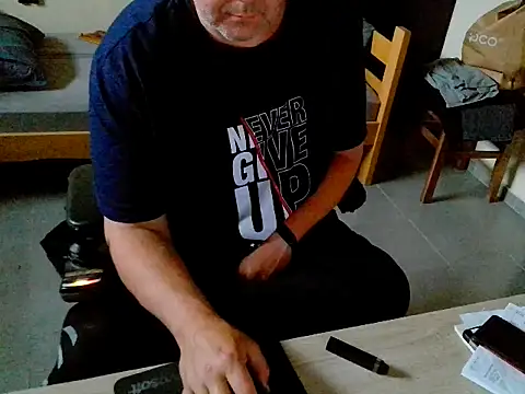 pozitiva000 online show from May 2026 01:55:02 PM