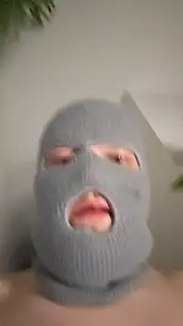 TwilledOverbite online show from February 2026 09:25:01 PM