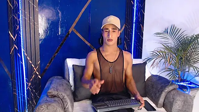 KatalinaForz online show from February 2026 06:52:01 PM